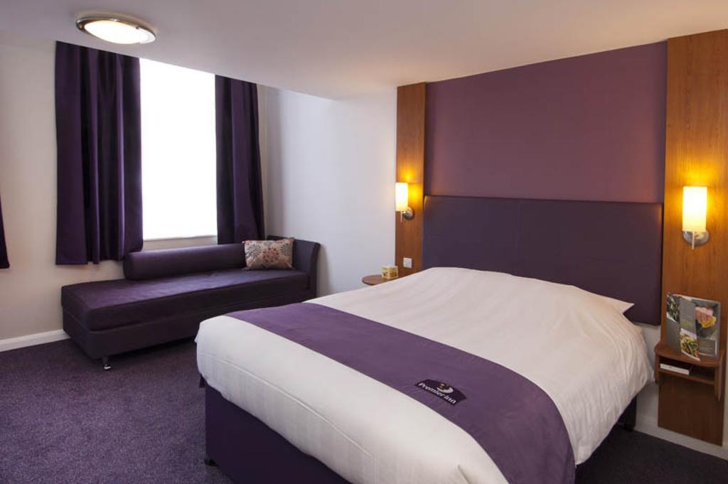 Premier Inn Swindon Central ห้อง รูปภาพ